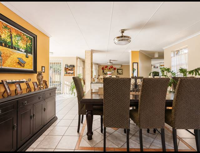 4 BEDROOM HOUSE FOR SALE IN THREE RIVERS EAST